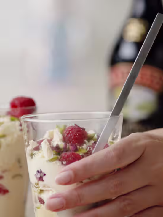 Baileys Eton Mess Italy Ingredients main