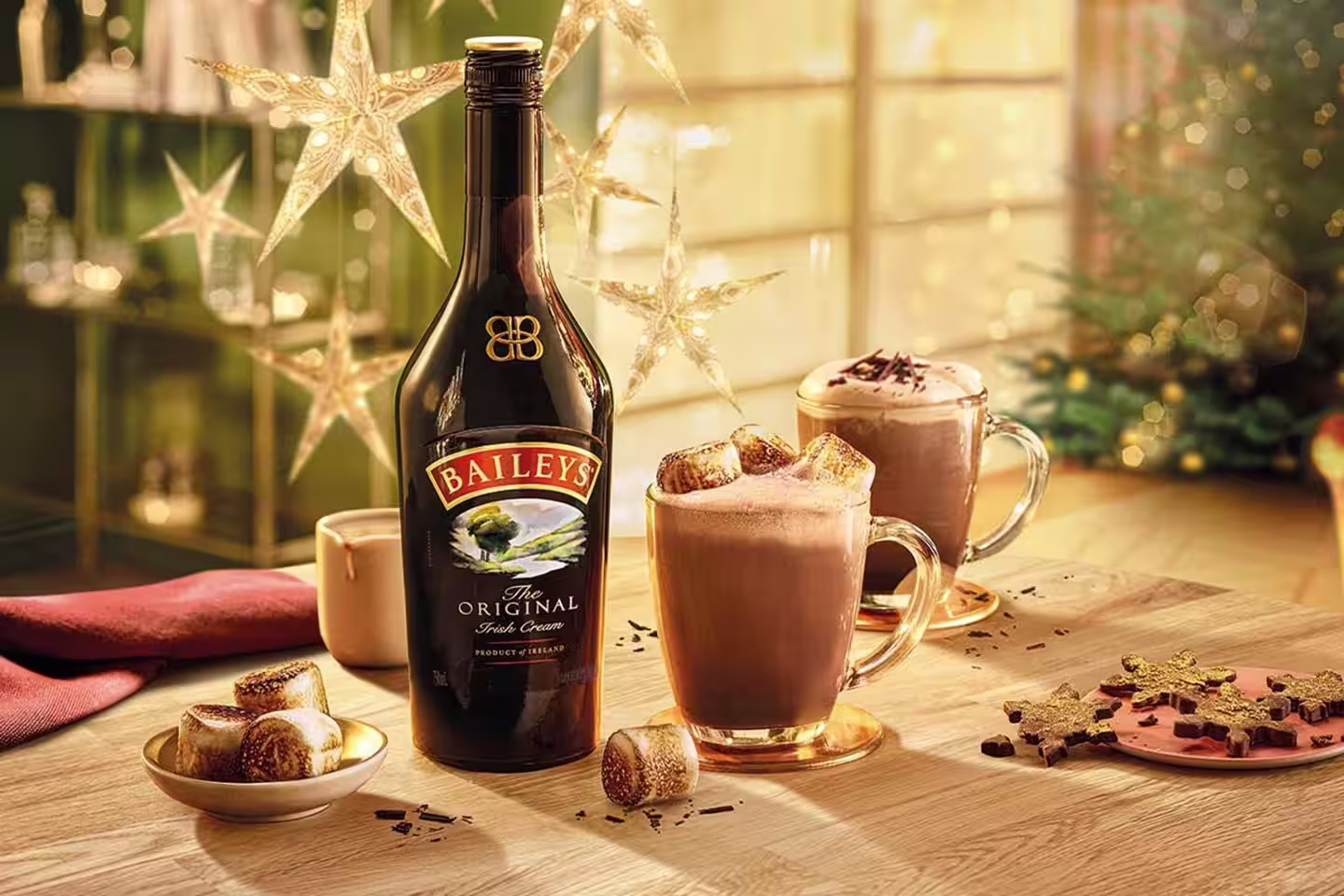 Weihnachtsfeier-Ideen für einen festlichen Zauber Heldenbild