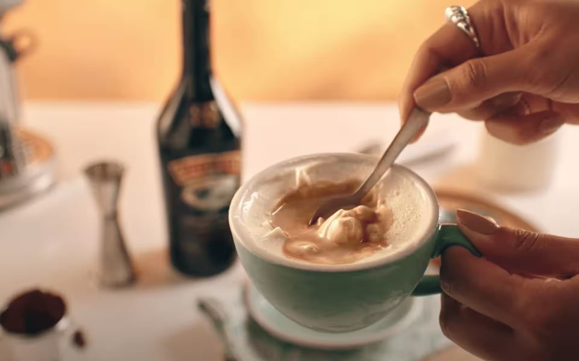  FLORENTINE-STYLE AFFOGATO WITH BAILEYS